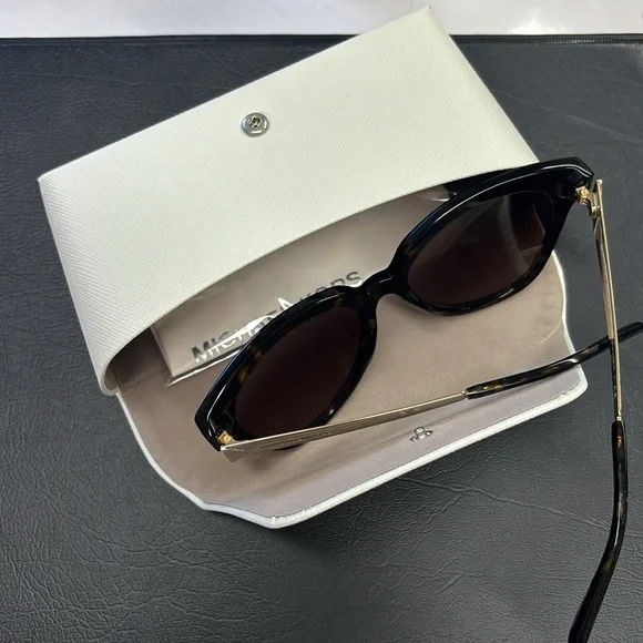 Michael Kors "Palomai" 55mm Cat Eye Frame Sunglasses w/ Case - Picture 3 of 3